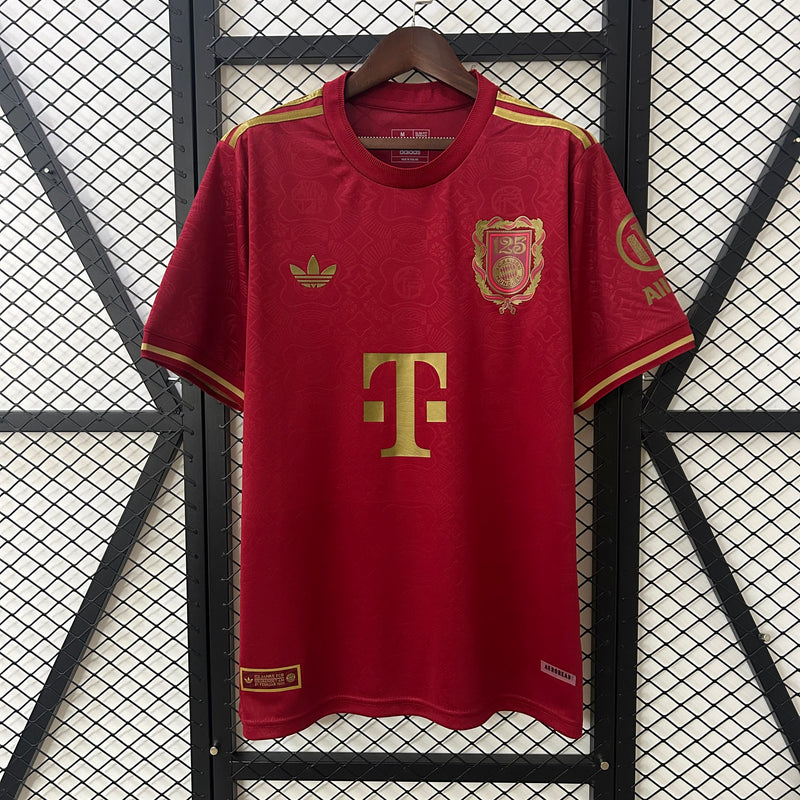 CAMISOLA BAYERN MUNICH EDIÇÃO 125 ANOS 25/26 homem