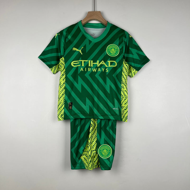 MANCHESTER CITY II PORTERO/GUARDA REDES 23/24 CONJUNTO INFANTIL