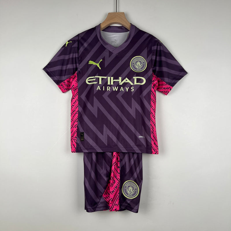 MANCHESTER CITY III PORTERO/GUARDA REDES 23/24 CONJUNTO INFANTIL