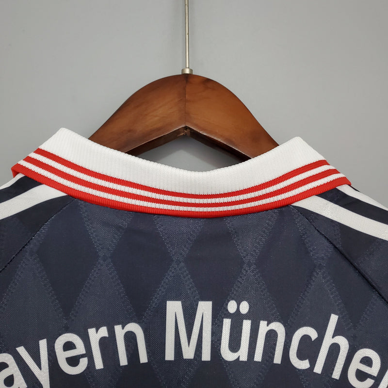 BAYERN DE MUNICH I 97/98 homem (RETRO)